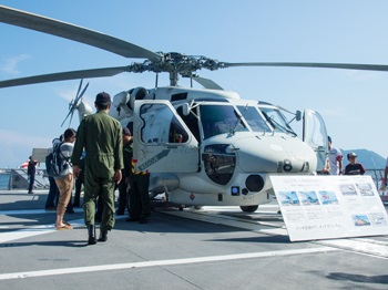 SH-60J対潜ヘリコプター